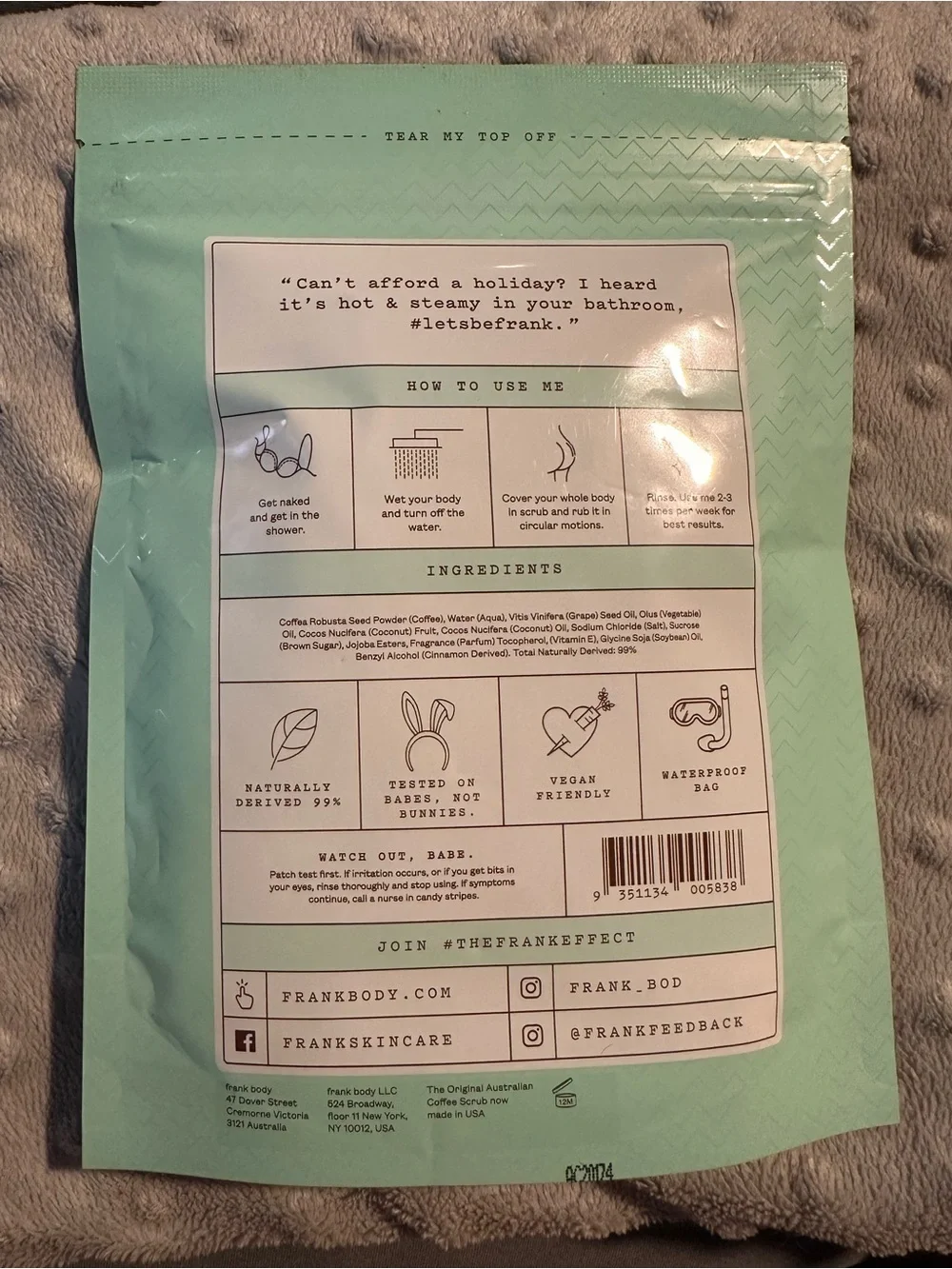 frank body Coconut Coffee Scrub - Mint Green Exfoliant